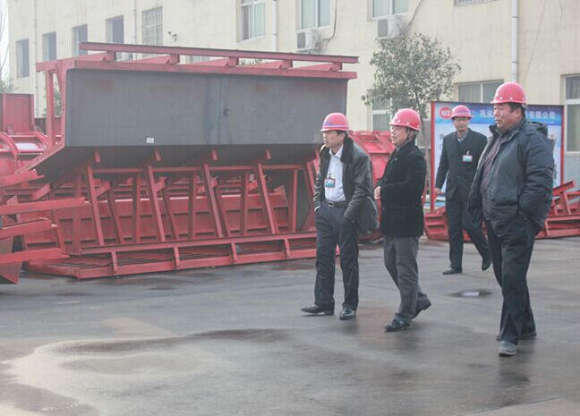 热情迎接兄弟公司 交流学习共同进步—河南钢模板